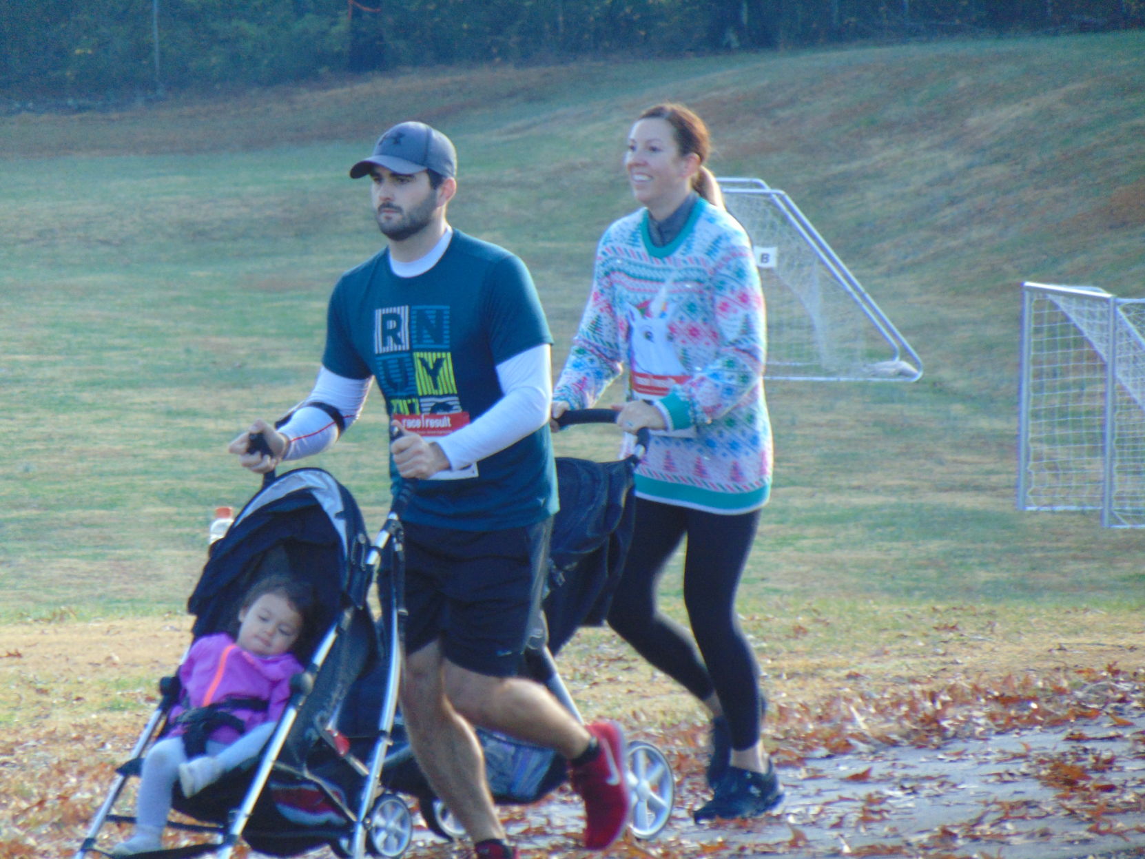 Jingle Run 5K (99).JPG